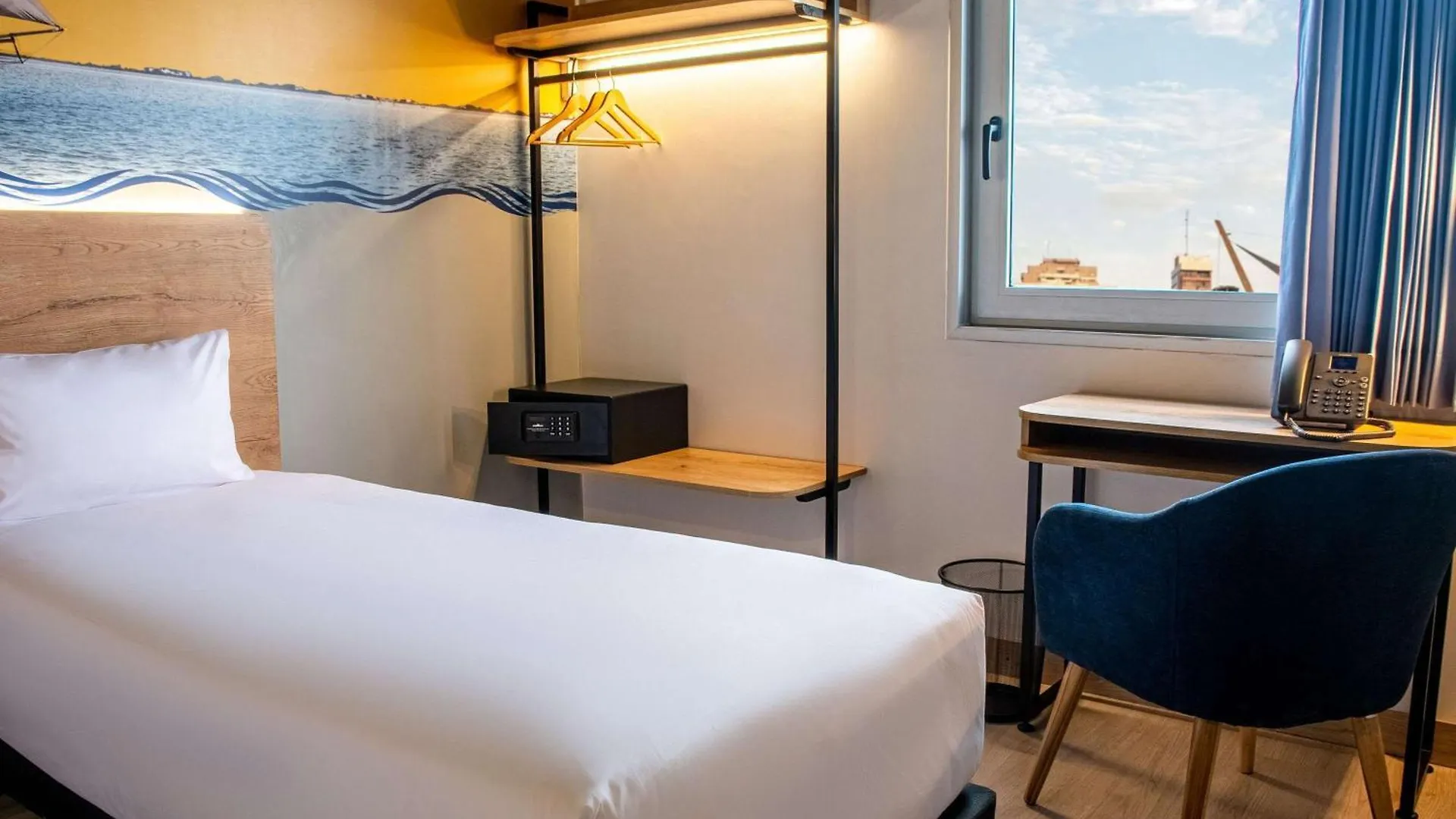 Ibis Styles El Malecon Guayaquil Hotel