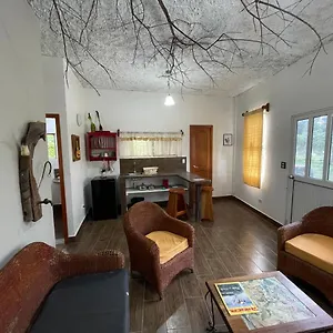 https://darwins-temple.puertoayorahotels.com